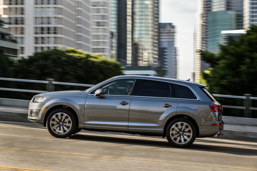  Audi Q7 TFSI Quattro (4M) 2016 года  (NA) (фото 38 из 40)